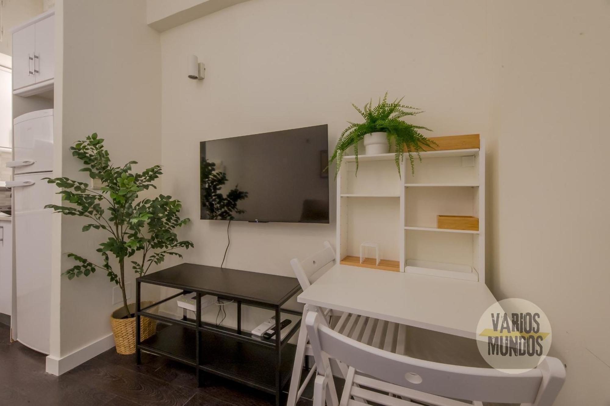 Tiny Apt Para 3Pax En La Plaza De Chueca Madri Exterior foto